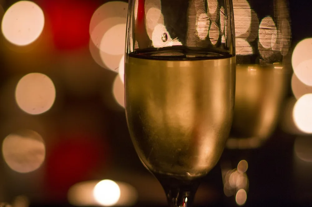 Two clear wine glasses close-up photography